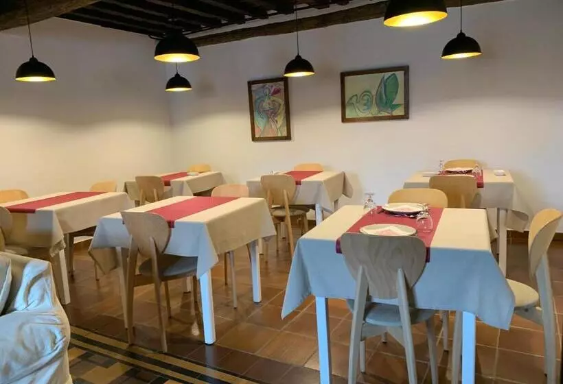 ホテル El Jardín Del Laurel