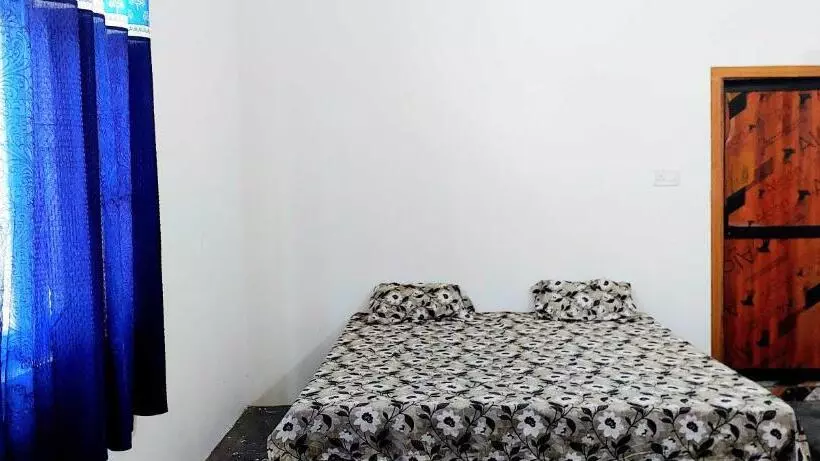 ホテル Oyo Atithi Guest House