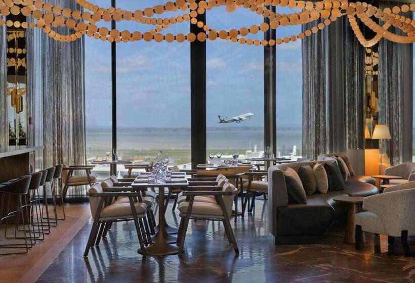 Hotel Pullman Auckland Airport
