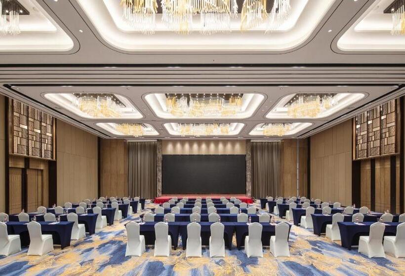 Hotel Ramada Plaza By Wyndham Xiamen