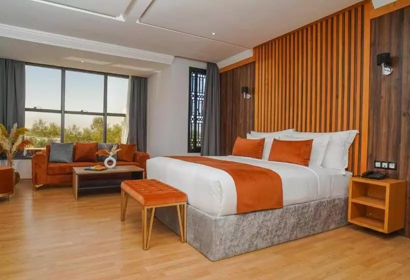 هتل Razane Hôtel