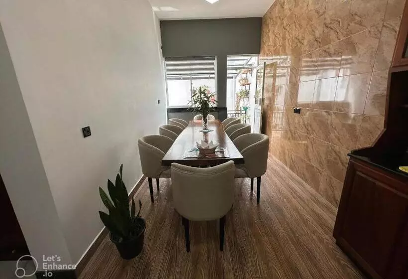 Hotelli River Breeze Residents