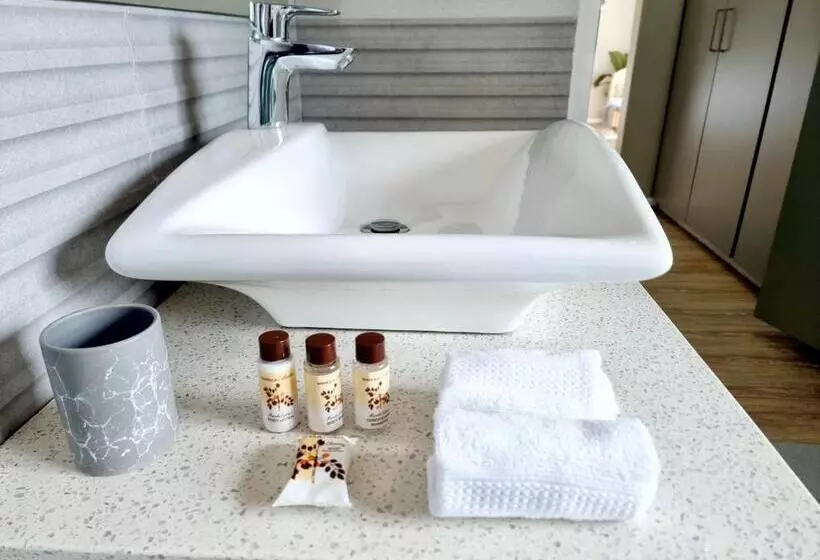 Majatalo Dreamaway On Everton   Deluxe Private Apartment