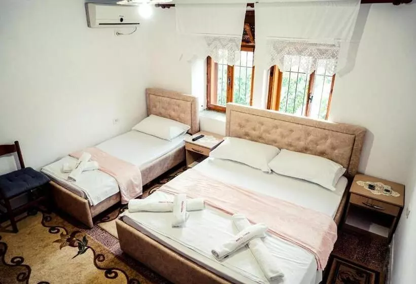 ペンション Guesthouse Arber