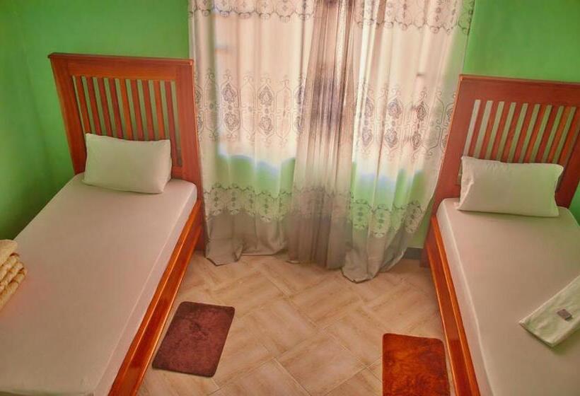 بنسيون Gwandu Lodge