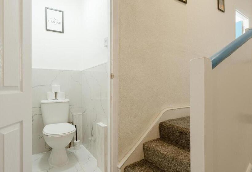 膳宿费 Leyton Comfy Double Rooms   50