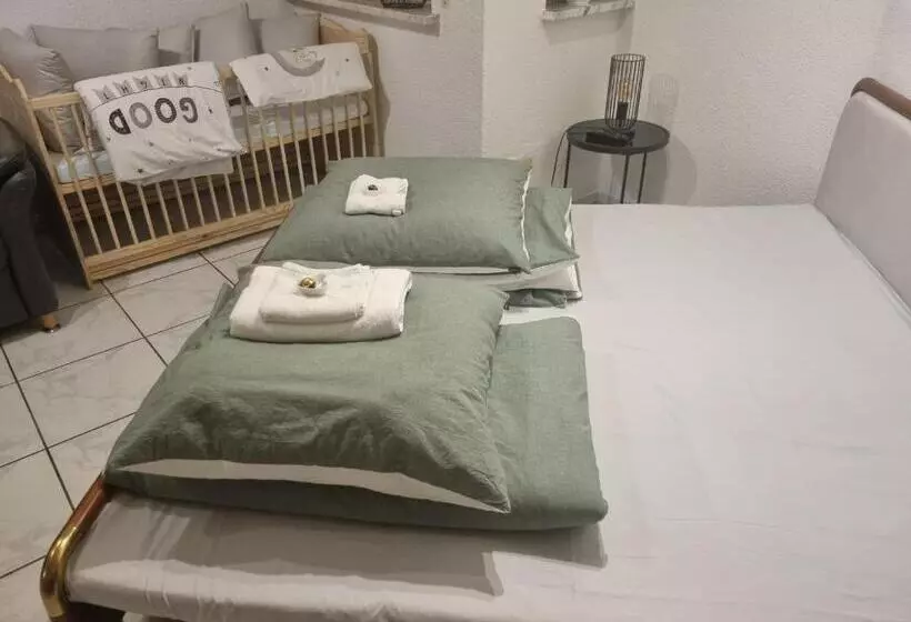 Moderne Landwohnung   Pension   Top Lage