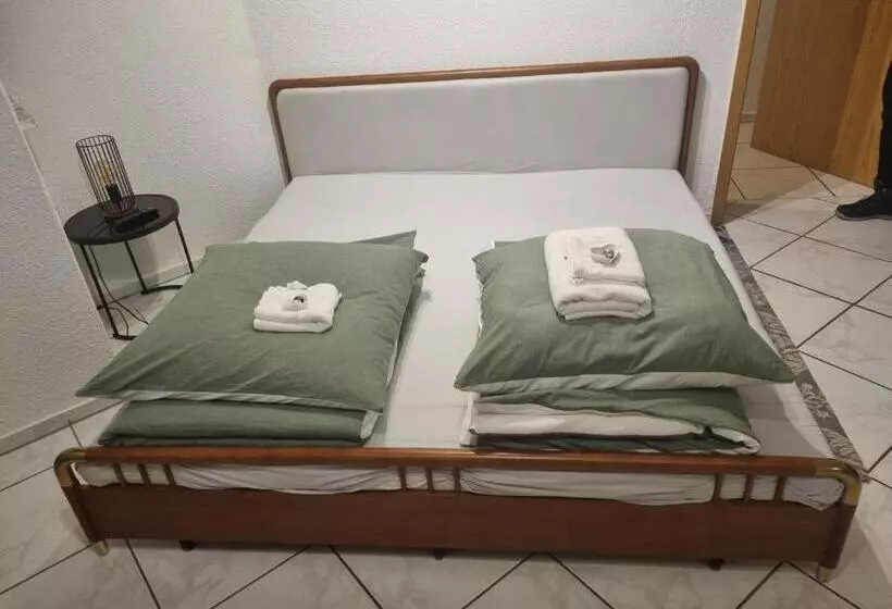 Moderne Landwohnung   Pension   Top Lage