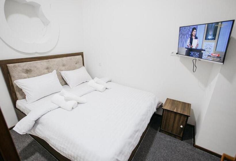 پانسیون Nazarxan