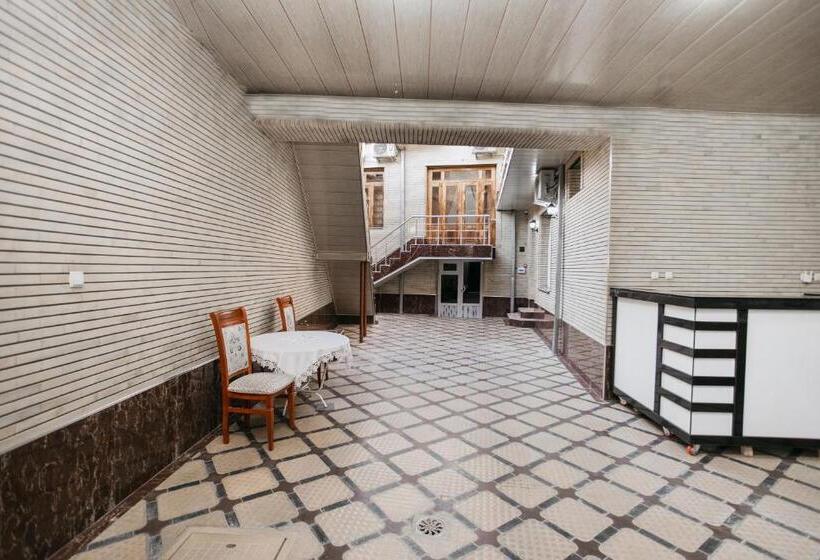 پانسیون Nazarxan