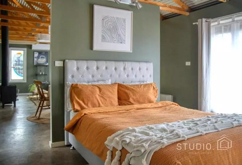 Majatalo Studio On Bridport