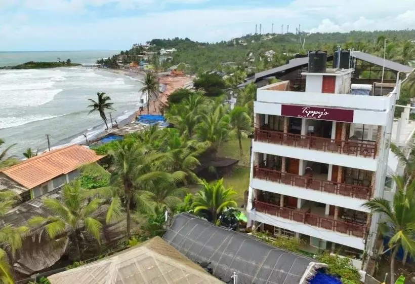 Tippys Beach Resort
