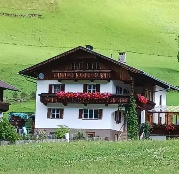 Aamiaismajoitus (B&B) Haus Mesner