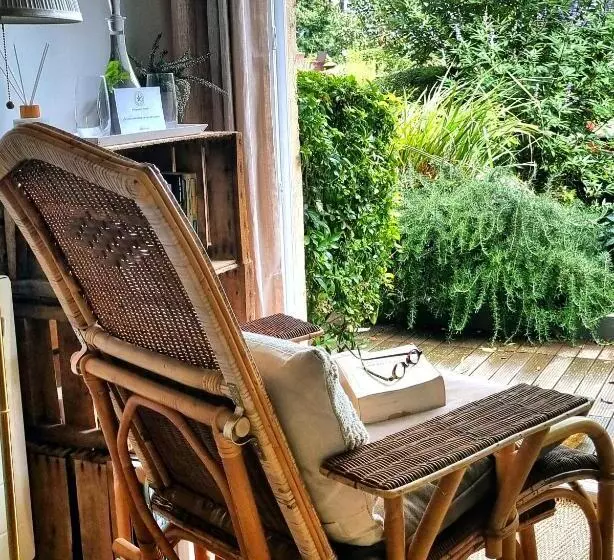 ベッドアンドブレックファースト à La Perrière Location De Chambre D Hôte   Double Perspective