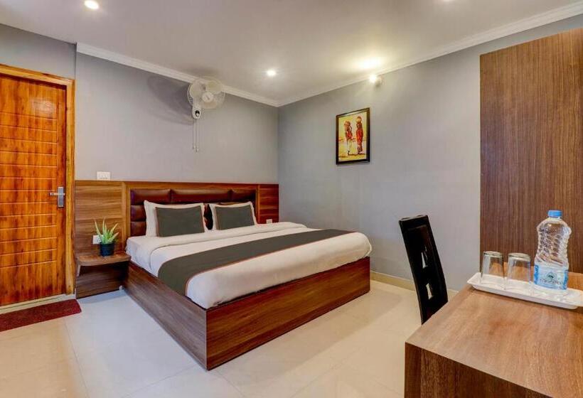 Collection O Vinayak View King Hotel & Restaurant