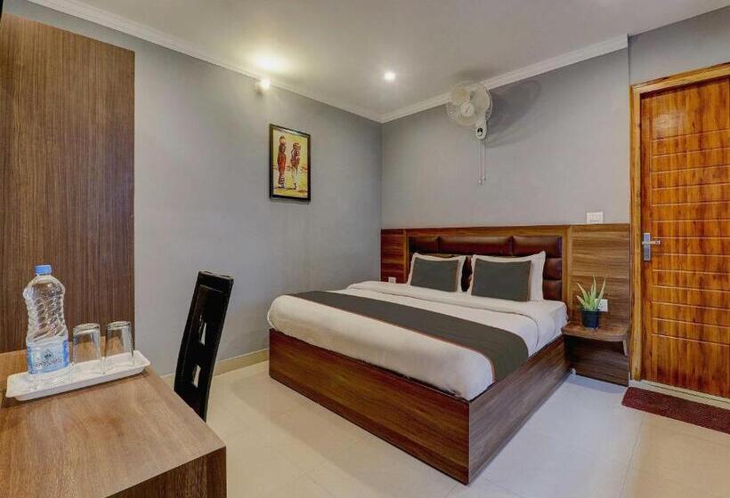 Collection O Vinayak View King Hotel & Restaurant