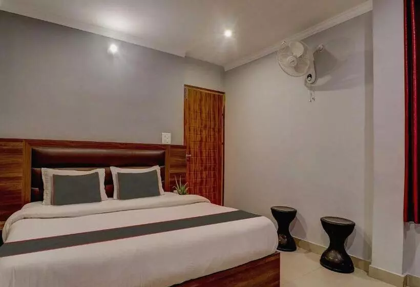 Collection O Vinayak View King Hotel & Restaurant