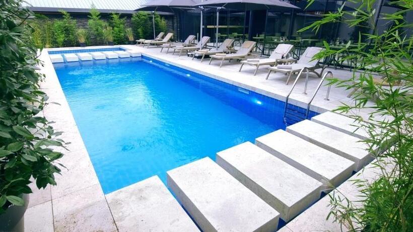 هتل Bamboo Garden