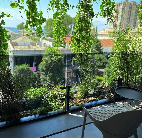 هتل Bamboo Garden