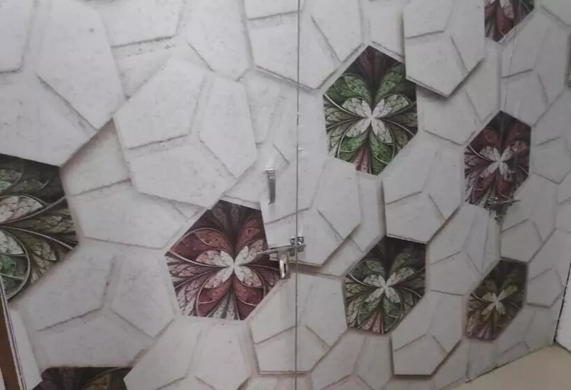 Kapselihotelli Vrindavan Nivas  Near Prem Mandir Bankey Bihari