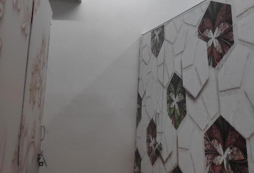 Hotel-cápsula Vrindavan Nivas Near Prem Mandir Bankey Bihari