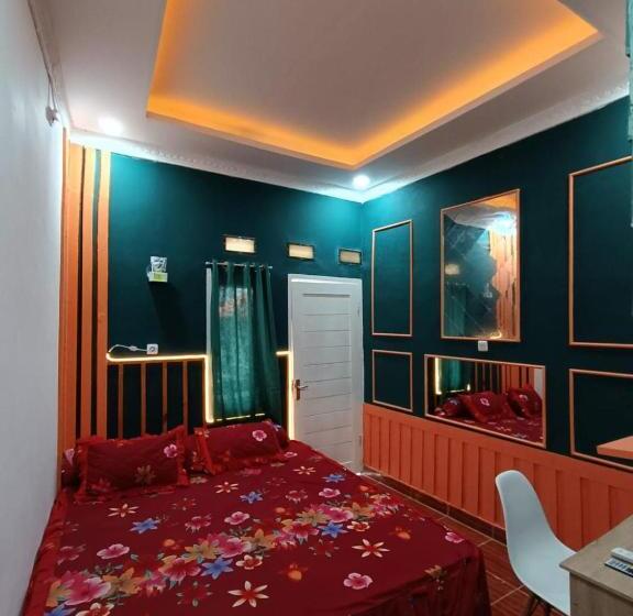 فندق Oyo Life 92977 Neba Kost Aesthetic