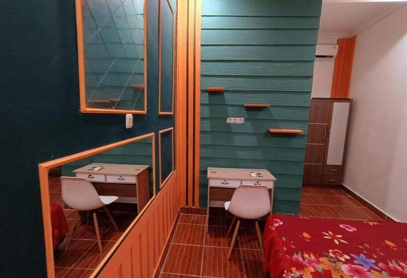 فندق Oyo Life 92977 Neba Kost Aesthetic