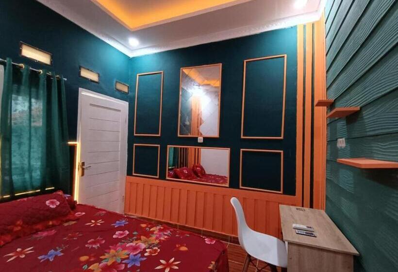 فندق Oyo Life 92977 Neba Kost Aesthetic