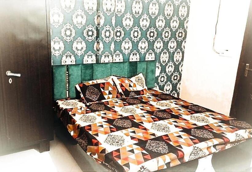 ホテル Rcp Guest House    Lpu Law Gate