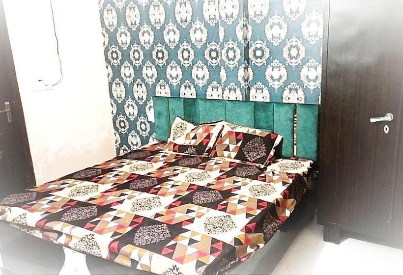 ホテル Rcp Guest House    Lpu Law Gate