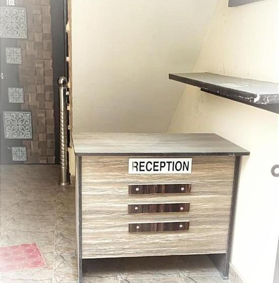 ホテル Rcp Guest House    Lpu Law Gate