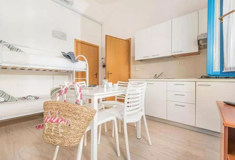 Isa Appartament Plus 4 Beds, Air Conditioning And Private Outdoor Area In Village With 6 Swimming Po