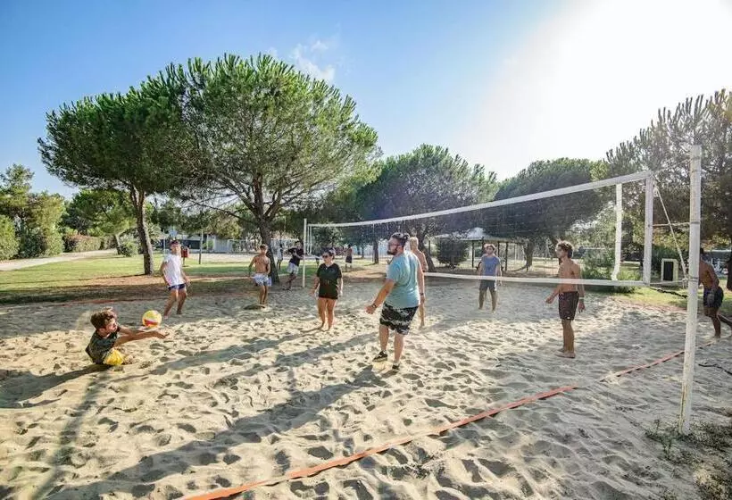 Isa Appartament Plus 4 Beds, Air Conditioning And Private Outdoor Area In Village With 6 Swimming Po