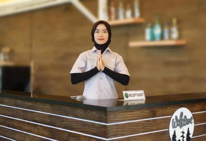 Kema Merbabu Powered By Cocotel