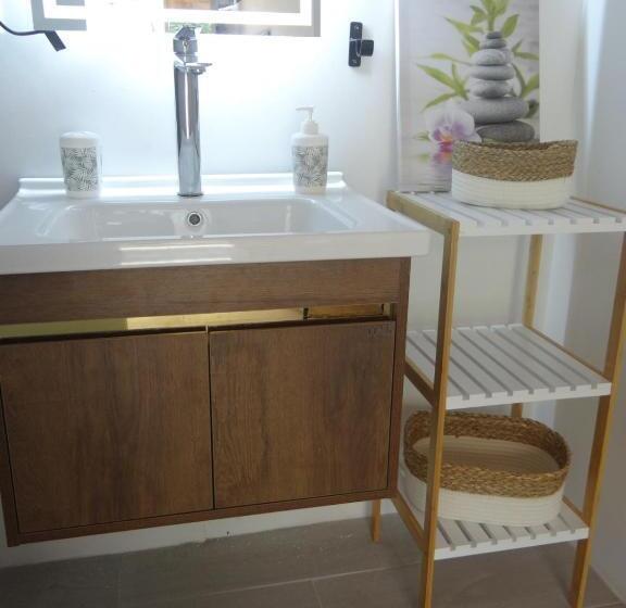 پانسیون Airport Green Studio