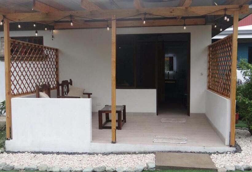 پانسیون Airport Green Studio