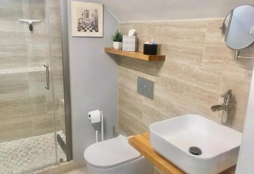 ペンション Contemporary Studio
