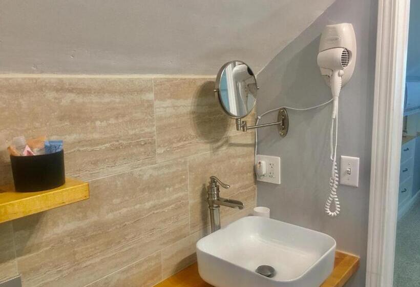 펜션 Contemporary Studio