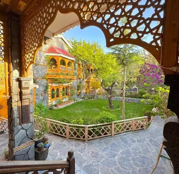 پانسیون Lavender Cottage And Guest House
