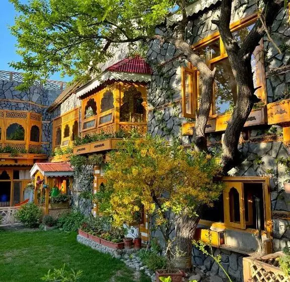 پانسیون Lavender Cottage And Guest House