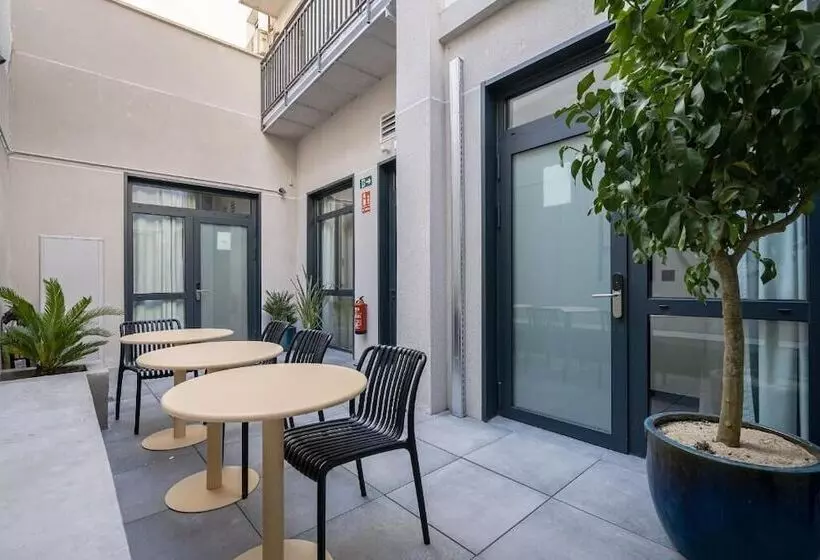 پانسیون Style Suites By Olala Homes