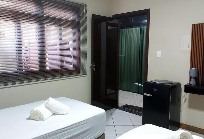 ペンション Suite Privativa Casa Blumenau Sc