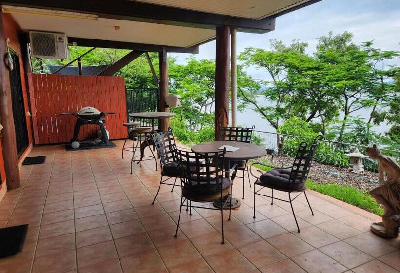 Пансион Sundowners