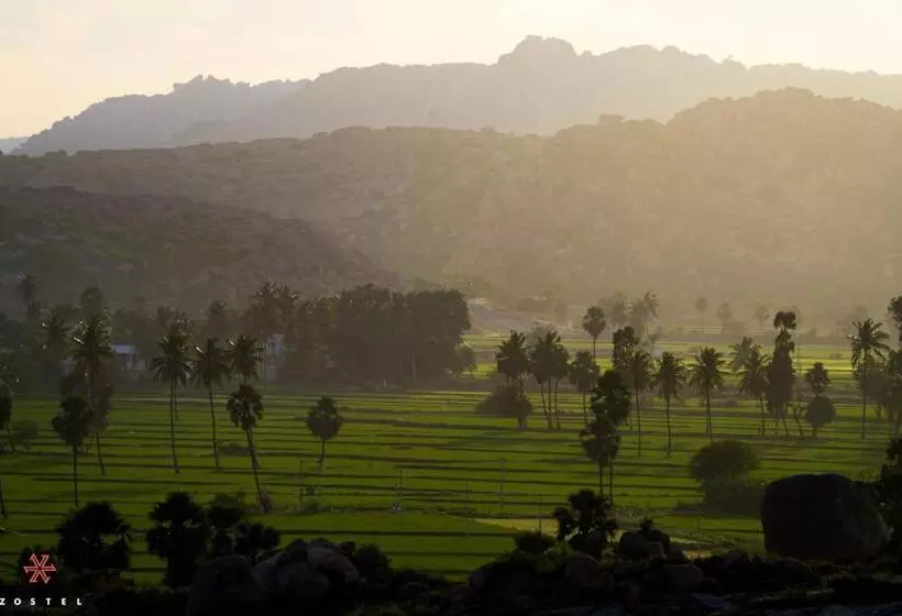 Retkeilymaja Zostel Hampi