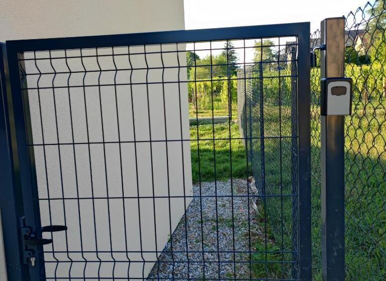 تختخواب و صبحانه Chambre Au Coeur Des Vignes