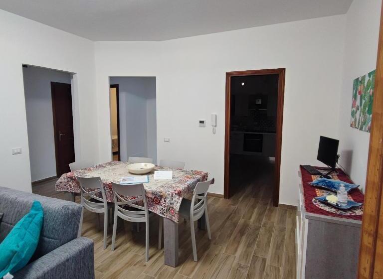 ベッドアンドブレックファースト Ciuri Ciuri