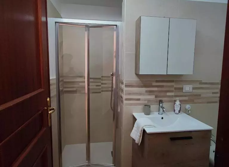 تختخواب و صبحانه Ciuri Ciuri
