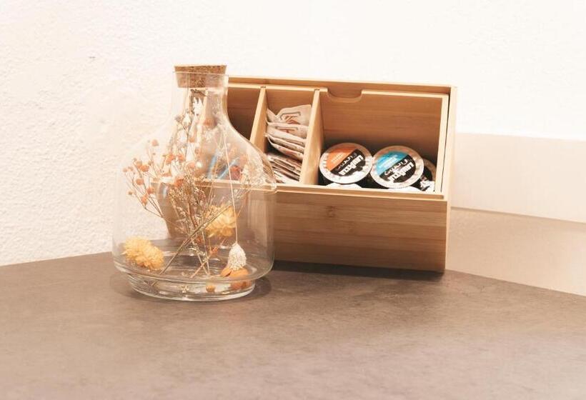 تختخواب و صبحانه Civico 100