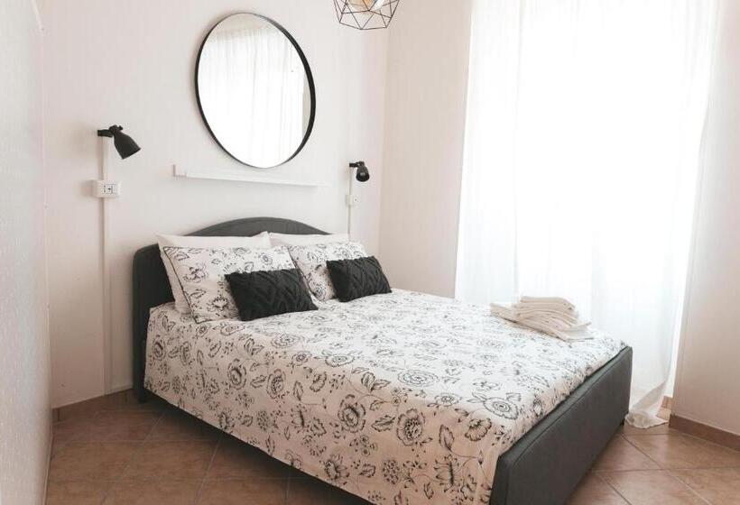 تختخواب و صبحانه Civico 100