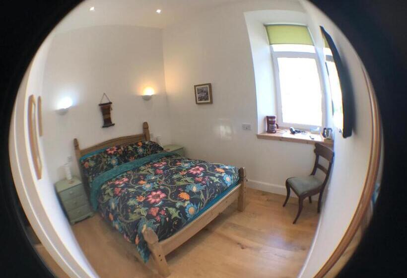 مبيت وإفطار The Old School, Kingussie